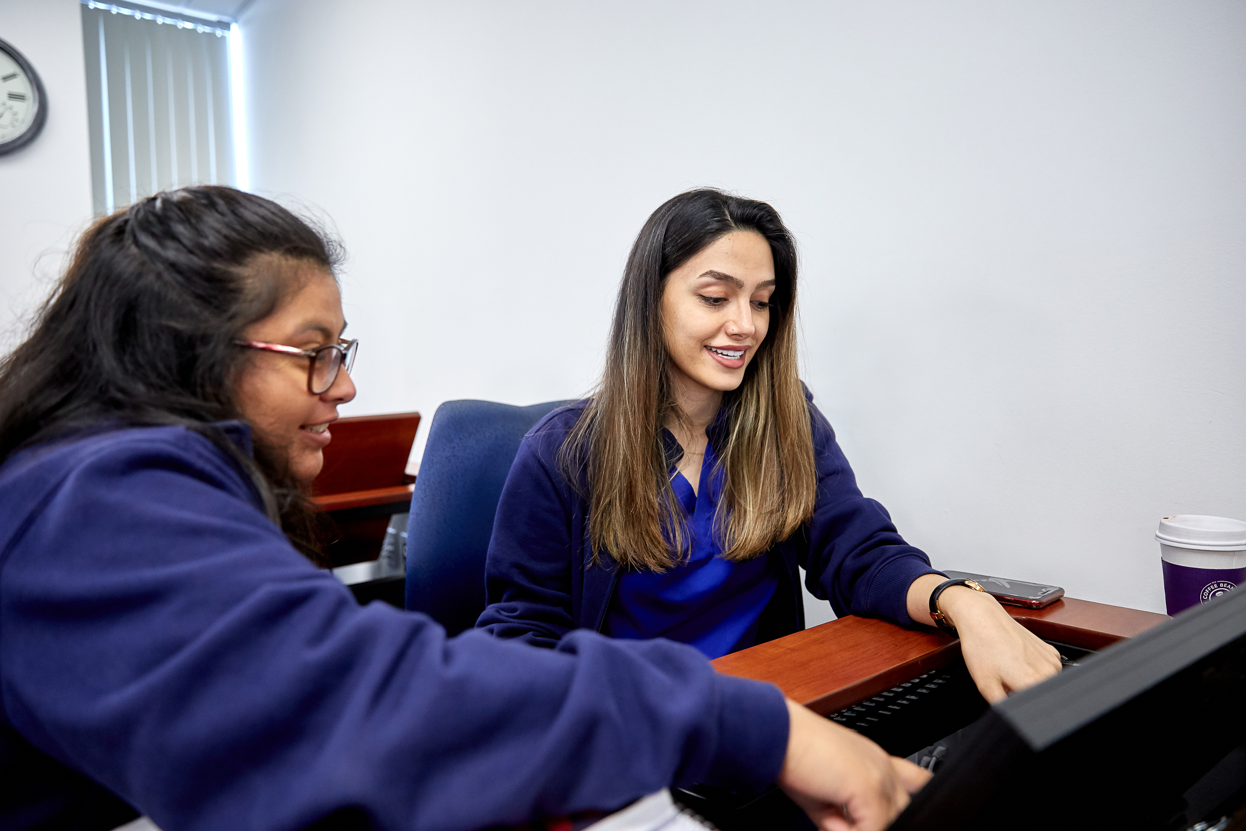 WCUI Students using technology